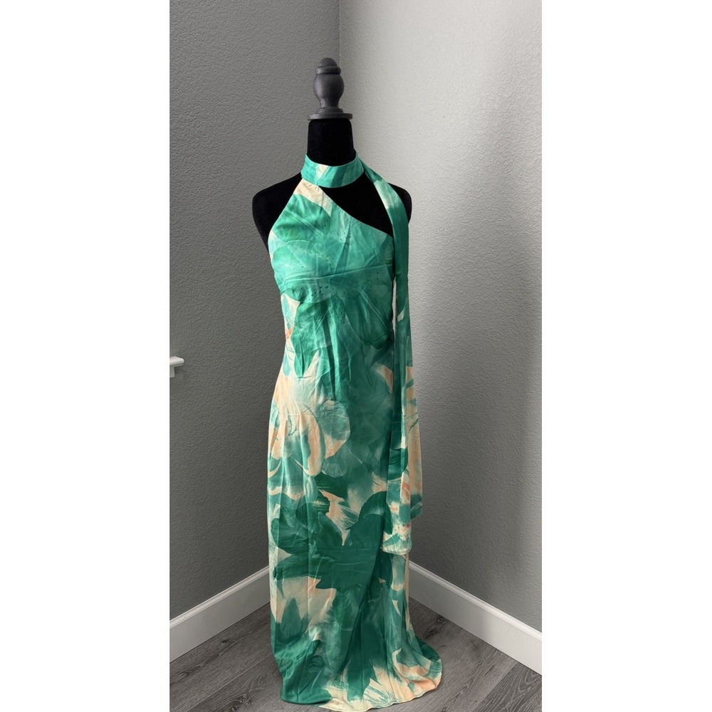 Petal & Pup Eliza Maxi Dress Green Halter Open Back Satin Size M NWT - Picture 2 of 7